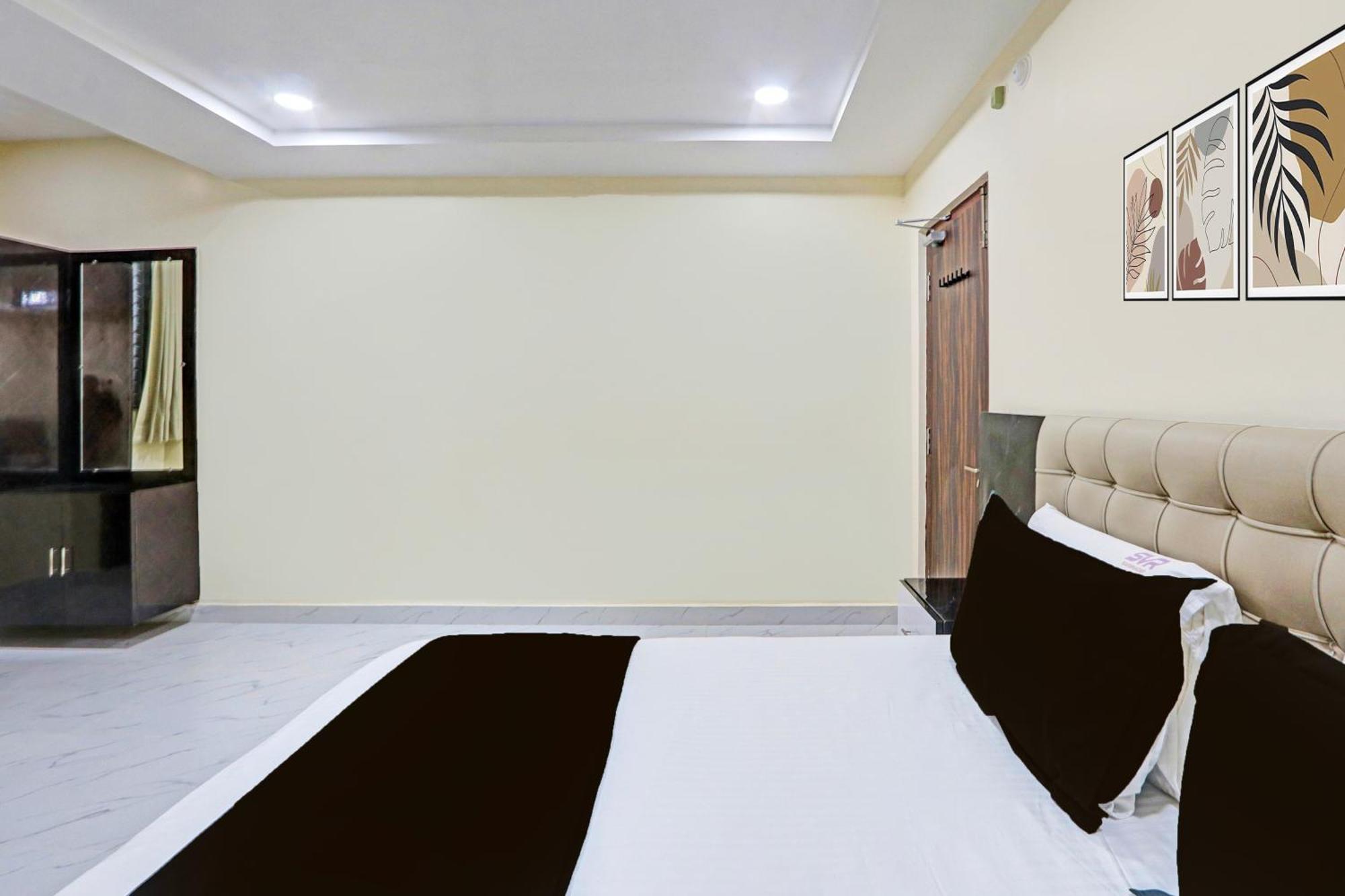 Super Hotel O Sri Vishnu Residency Kottapalli Exterior foto
